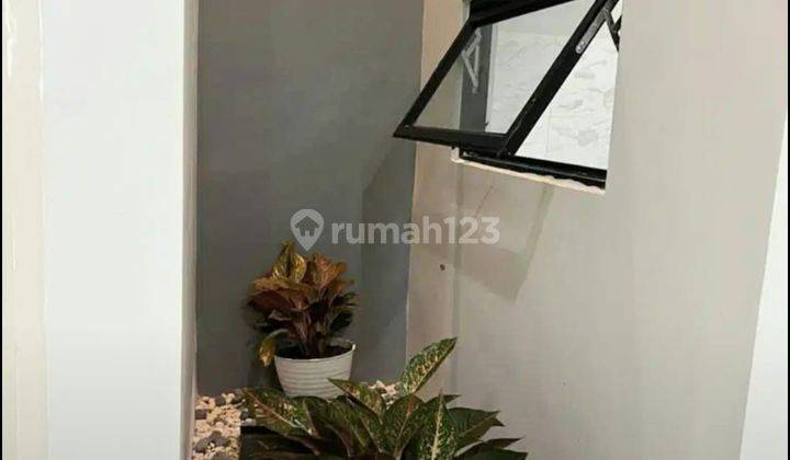 Rumah 2 lantai siap huni di Cibubur Residence 2