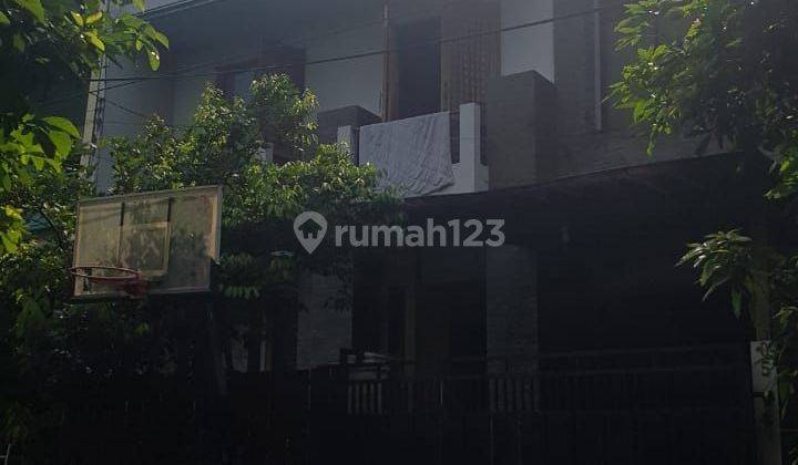 Rumah 2 lantai siap huni di Taman Laguna Cibubur 2