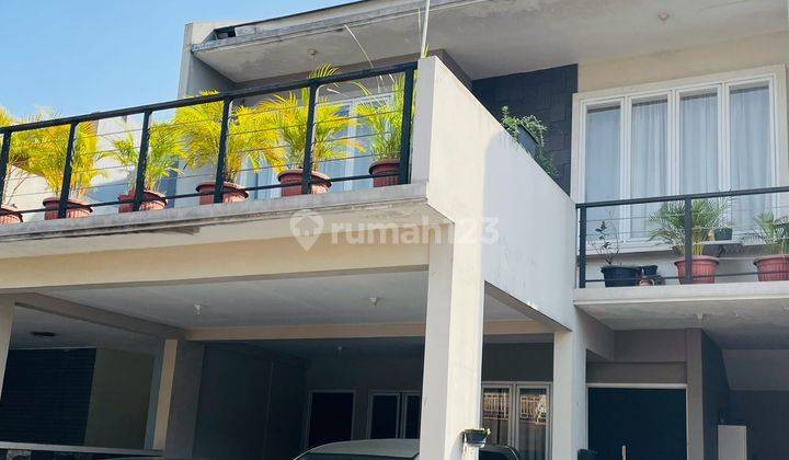 Rumah rapih 2 lantai siap huni di The Address Cibubur 1