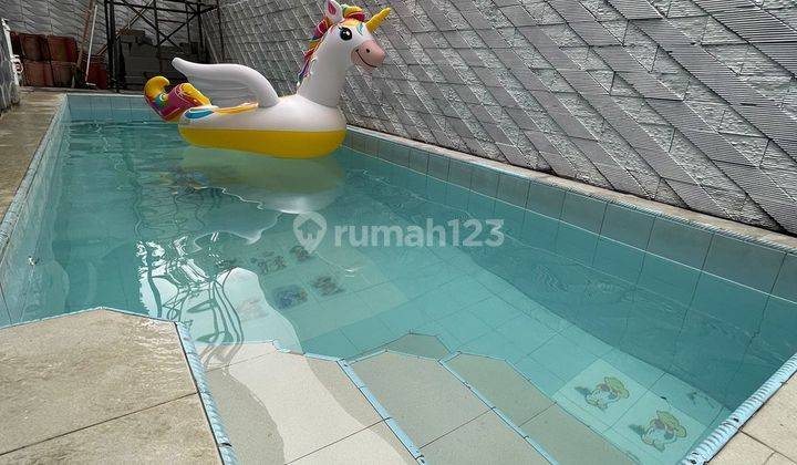 Villa siap huni rapih 2 lantai ada kolam renang di Cipanas Puncak 1