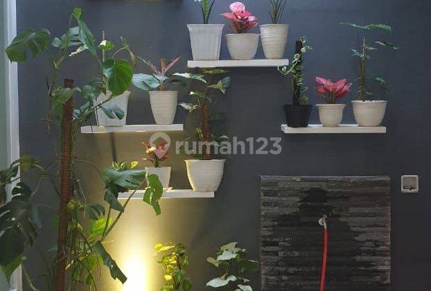 Rumah 2 lantai rapih siap huni desain minimalis di Taman Jatisari Permai 2