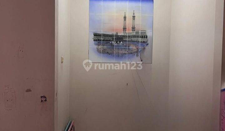 Rumah 2,5 lantai di Kota Wisata Cibubur 2