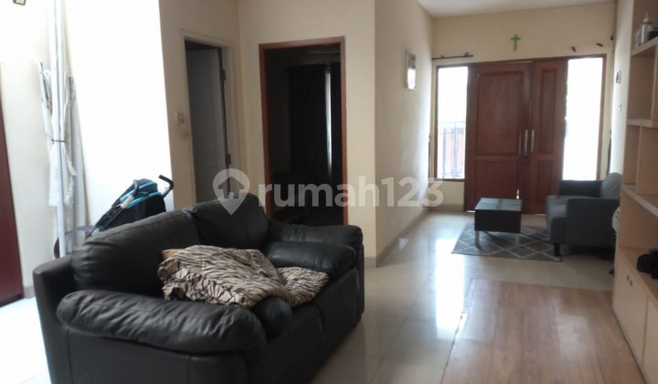 Rumah Dekat Stasiun Lrt Di Raffles Hills Cibubur 2