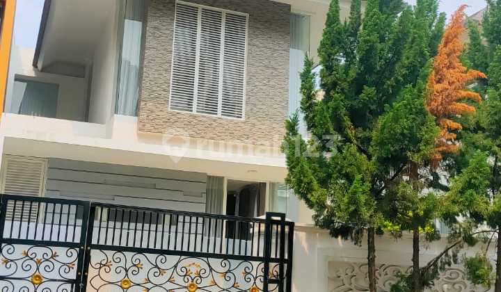 Rumah Rapih 2 Lantai Luas 144 di Citra Gran Cibubur