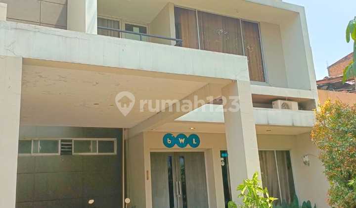 Runah 3 Lantai Rapih Siap Huni Di Raffles Hills Cibubur