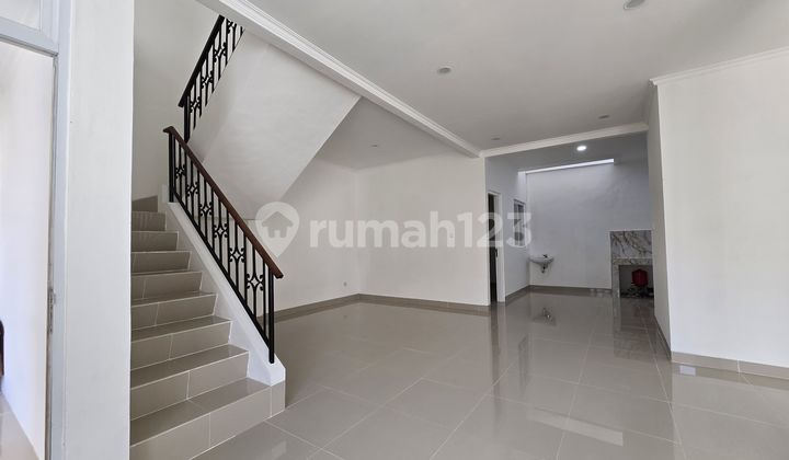 Rumah 2 Lantai Sudah Renov Siap Huni Di Legenda Wisata Cibubur 2