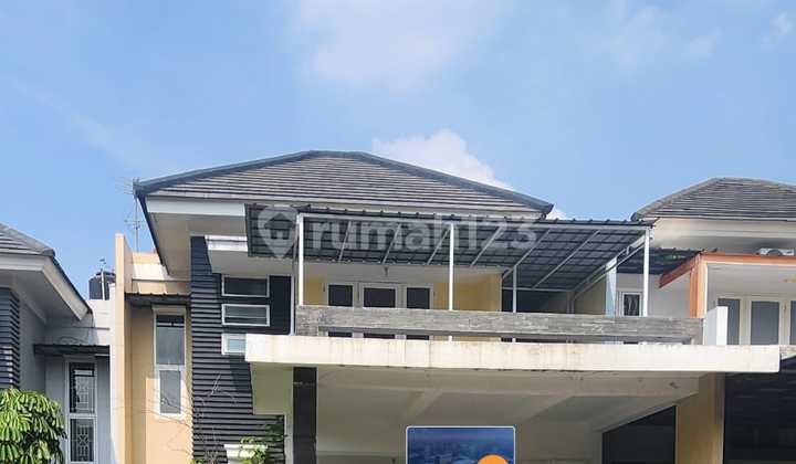 Rumah Luas 2 Lantai Di Legenda Wisata Cibubur