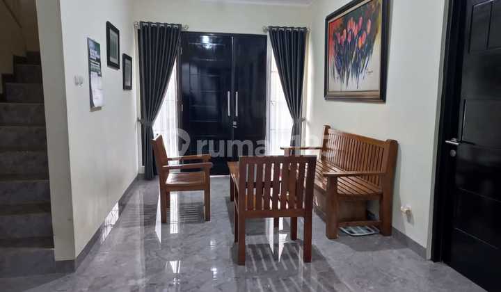Rumah 2 Lantai Di Citra Gran Cibubur 2