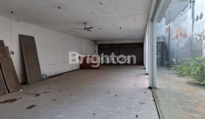 DISEWAKAN RUKO EX CAFE dan SHOWROOM. LOKASI STRATEGIS, SIAP HUNI DI PINGGIR JALAN UTAMA KOTA TULUNGAGUNG. 1