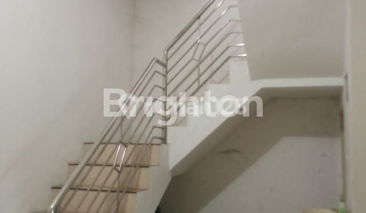 FOR RENT: RUKO RAYA WISMA LIDAH KULON, NEAR ALFAMART, NEAR UNESA, NEAR PAKUWON MALL. 2