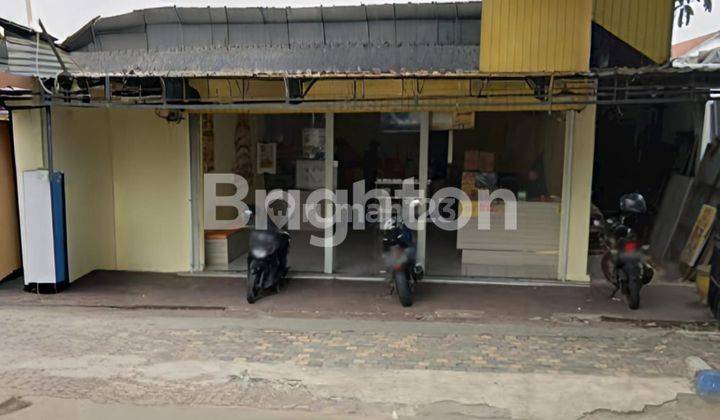 DISEWAKAN RUKO SELANGKAH DARI KANTOR PEMDA TULUNGAGUNG.LOKASI STRATEGIS.BISA  BUAT BISNIS. 1