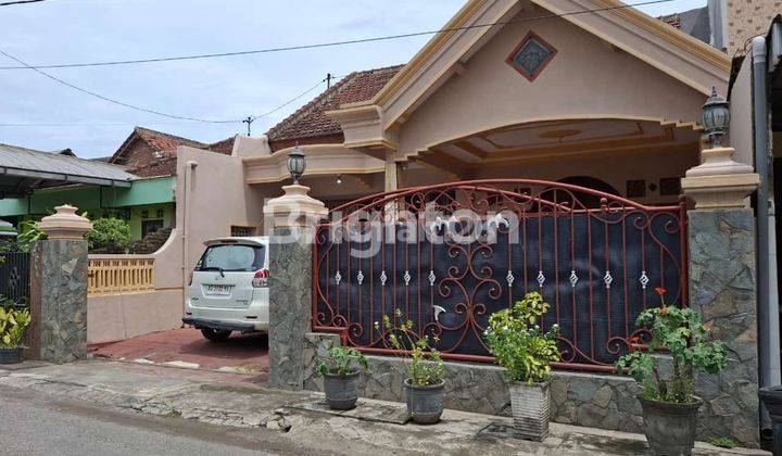 DIJUAL TURUN 100 JUTA. RUMAH TULUNGAGUNG KEDUNGWARU SIAP HUNI. Lebar 8,8. Bikin Hoki. 2
