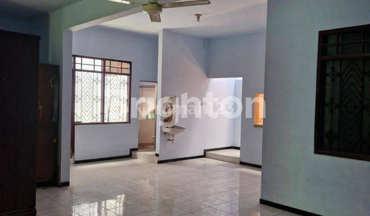 TURUN HARGA 185JUTA. JADI 800JUTA. DIJUAL RUMAH STRATEGIS DEKAT KAMPUS. COCOK UNTUK INVEST. 2