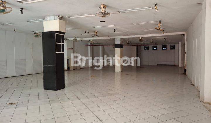 DISEWAKAN RUKO JL. WACHID HASYIM. EX TOKO BUKU DAN DEPARTEMENT STORE. LOKASI STRATEGIS  2