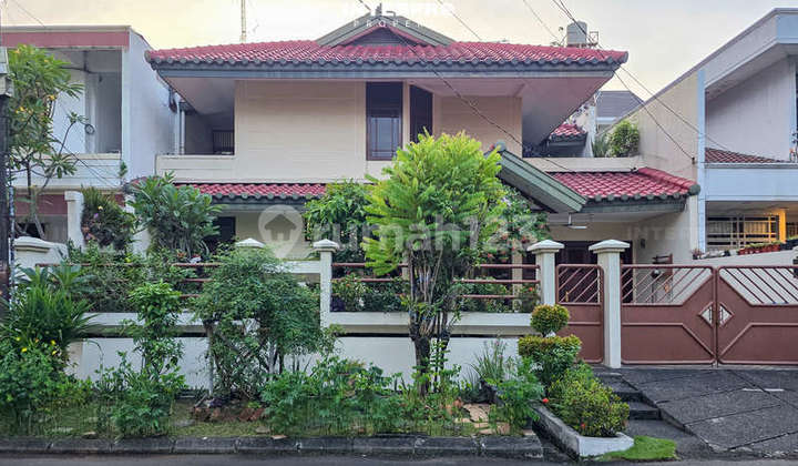 Rumah Dijual di Puri Indah Hadap Timur SHM - Luas Tanah 288M2