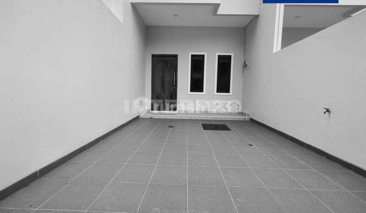 Rumah Dijual Brand New 3 Lantai Lt 84m2 Lokasi Strategis 2