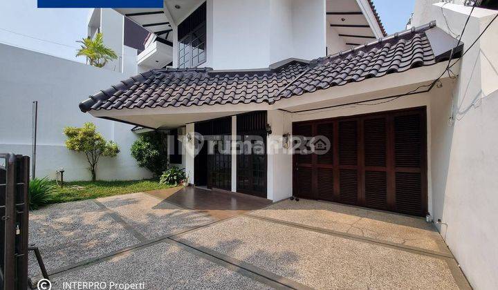 Dijual Rumah Minimalis Taman Ratu Design Interior Bagus SHM 2