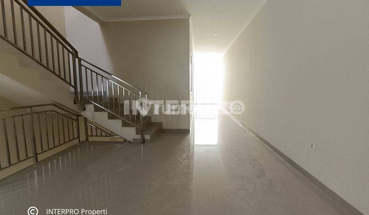 foto lainnya rumah  minimalis modern 2 lantai