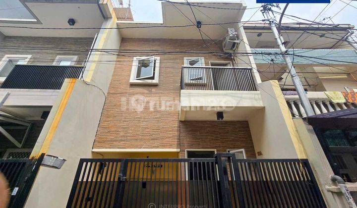 Rumah Minimalis Modern Tanjung Duren Lt 55m2 Bebas Banjir 1