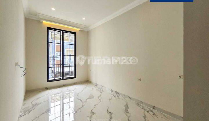 Rumah Baru Mewah Dijual Green Ville LT 198m2 Jarang Ada 2