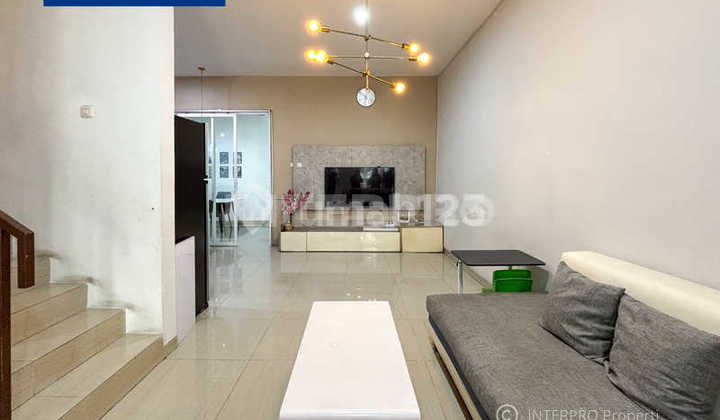 Rumah Dijual Taman Ratu 3 Lantai Siap Huni - LT 109m2 SHM 2
