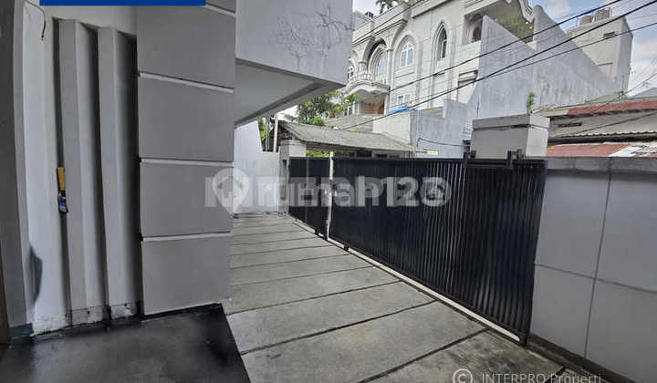 Rumah Dijual Grogol Nurdin 1,5 Lantai - LT 200M2 SHM 2