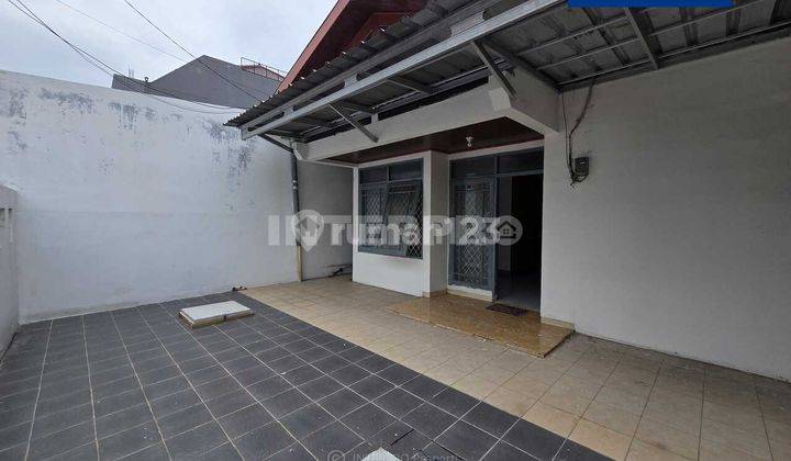 Rumah Dijual 1,5 Lantai Kokoh Terawat Taman Surya 2 Lt 200m2 2