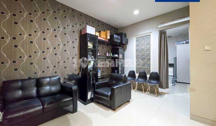 Rumah Dijual Minimalis 2,5 Lantai Taman Ratu Lokasi Strategis 2