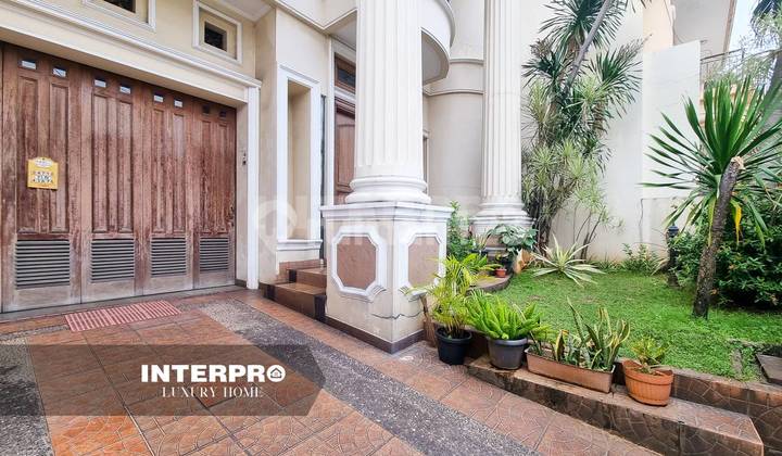 Rumah Dijual Sunrise Garden Mewah Design Klasik - LT 360m2