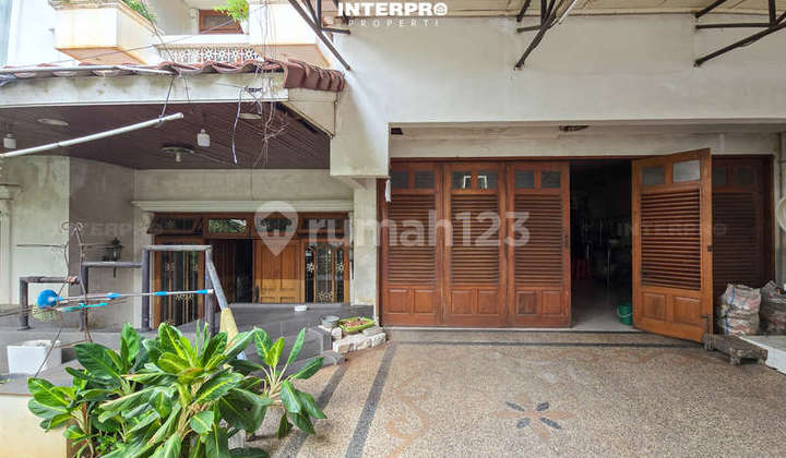 Rumah 2 Lantai Dijual Green Garden Hadap Timur SHM - LT 450m2 2