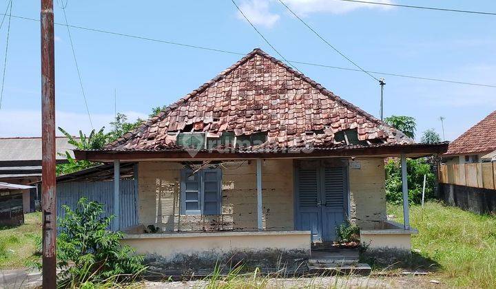 Rumah Tua Hitung Tanah,lokasi Pinggir Jalan 1