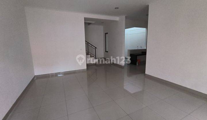 Rumah 2 Lantai Luas 8x12,5 100m2 Type 3+1kt di Cluster Magenta Pik Pantai Indah Kapuk, Jakarta Utara 2