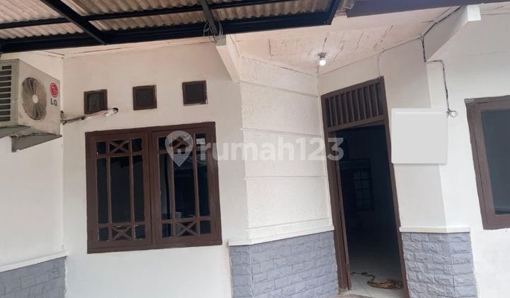 For Sale, Ready House Just 10 Minutes to Gt Narogong and Gt Nagrak, Cibubur Kota Wisata