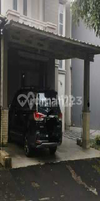 2-Storey House at Legenda Wisata Cibubur Ready to Occupy 2-Storey House at Legenda Wisata Cibubur Ready to Occupy