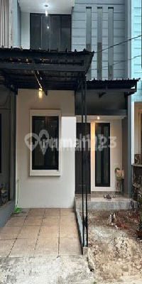Rumah Siap Huni Raffless Hills Cibubur