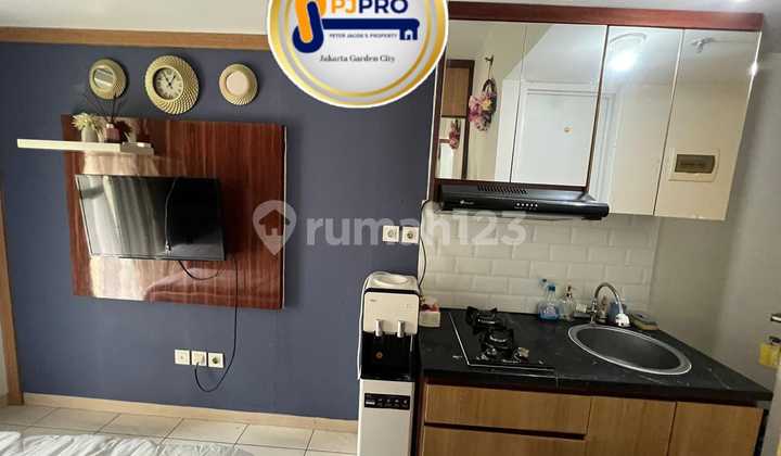 For Sale Springlake Summarecon Bekasi Apartment