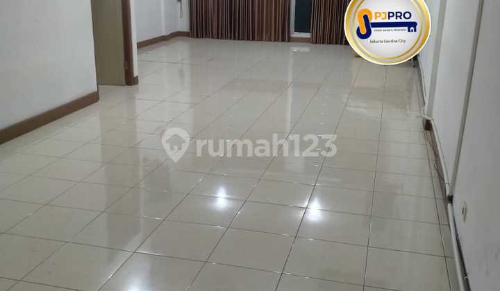 Di Jual/Sewa Ruko di Sentra Niaga Bulevar Hijau, Harapan Indah, Bekasi. Di Jual/Sewa Ruko di Sentra Niaga Bulevar Hijau, Harapan Indah, Bekasi.