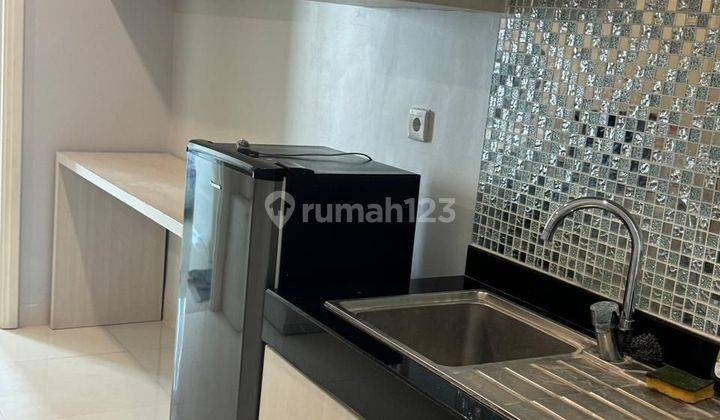 SEWA MURAH Apartemen Trillium, 1BR Ruang Tamu Full Furnish 2