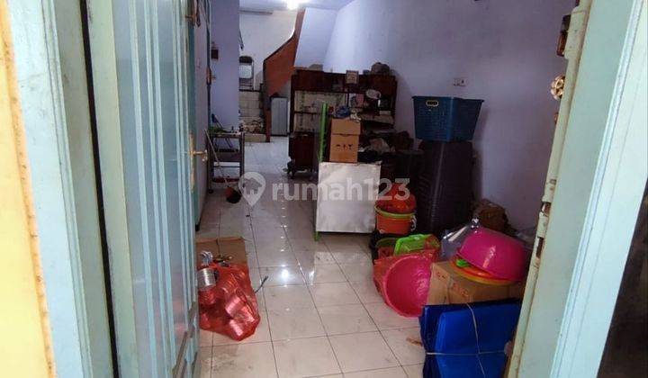 JUAL STRATEGIS Rumah Jalan Raya KH Hasan 124, Genggong Probolinggo 2