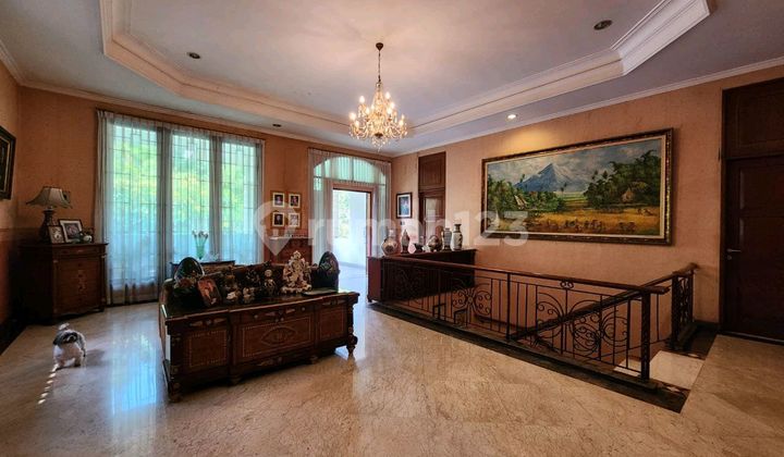 Dijual Rumah Mewah Klasik Di Kebayoran Baru Jakarta Selatan Pinggir Jalan