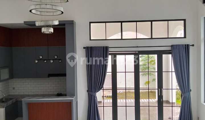 Beautiful Luxury House In Sentul City Cluster, Front Facing, Eligible For Mortgage 2
