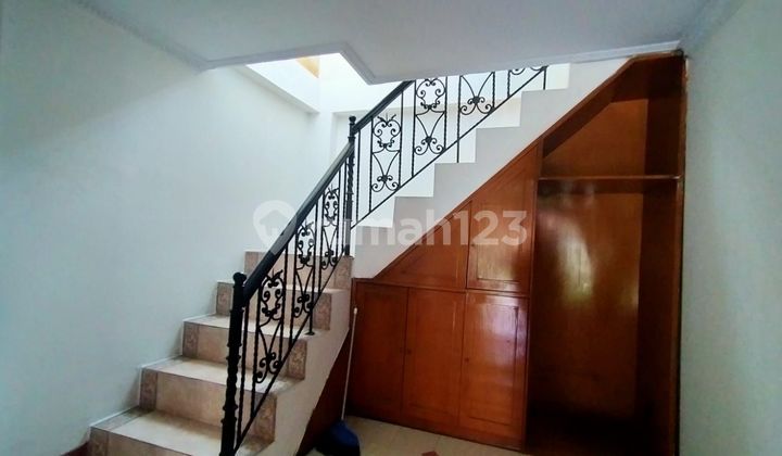 foto lainnya dijual rumah terawat di tamansari