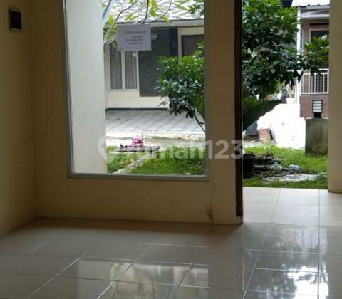 Dijual rumah di Royal Sawangan Residence SHM 2