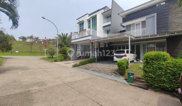 Dijual Rumah luas Cluster depan di Sentul City sebrang Aeon 2