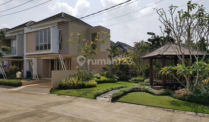 Dijual rumah cantik terawat luas di Pamoyanan Townhouse  2