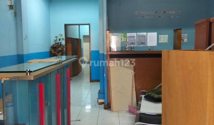 Disewakan Ruko Jl Pajajaran Pusat Kota Bogorparkir Luas 2