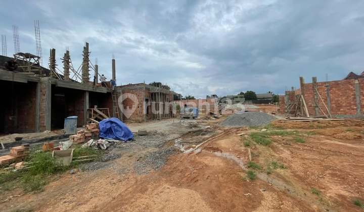 Rumah 2 Lantai di Sukabangun Dekat Jalan H . Burlian 2