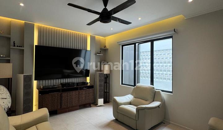 Rumah 3 Lantai Design Modern Minimalist Dalam Townhouse 2