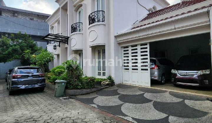 Strategic Location Townhouse in Pondok Labu 2