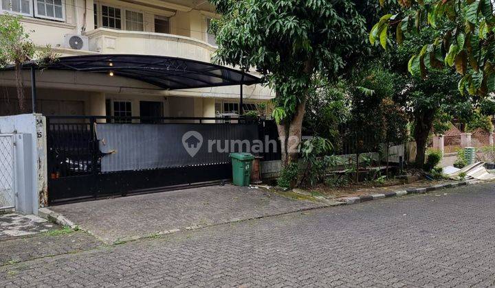 Rumah di Villa Cinere Mas 3 Lantai Hunian Nyaman dan Asri 1